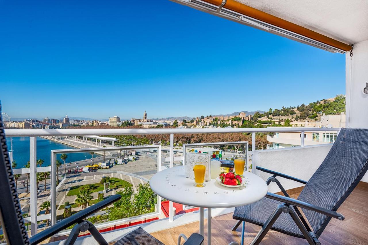 Susana Beach Apartment In Malaga By Solaga Holiday Homes Eksteriør bilde