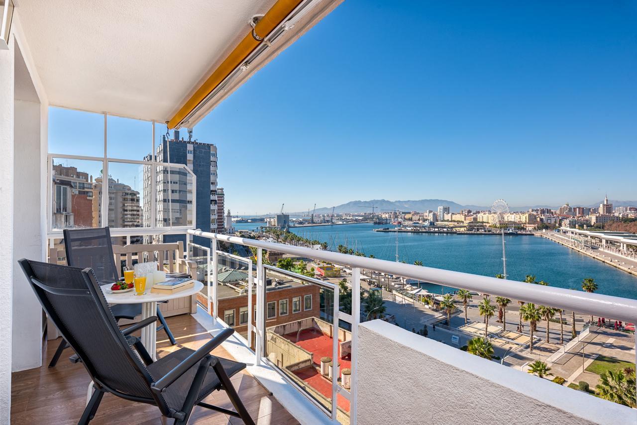 Susana Beach Apartment In Malaga By Solaga Holiday Homes Eksteriør bilde